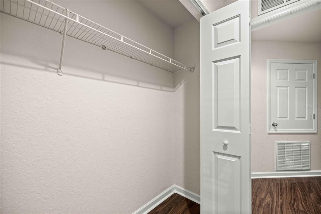 For Rent: $1,750 (3 beds, 2 baths, 1584 Square Feet)