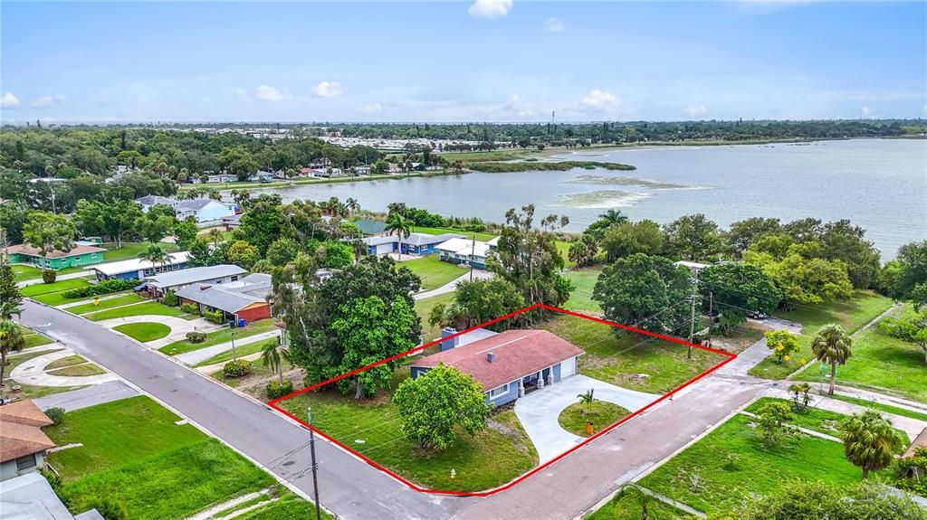 Activo con contrato: $399,000 (3 camas, 2 baños, 1718 Pies cuadrados)
