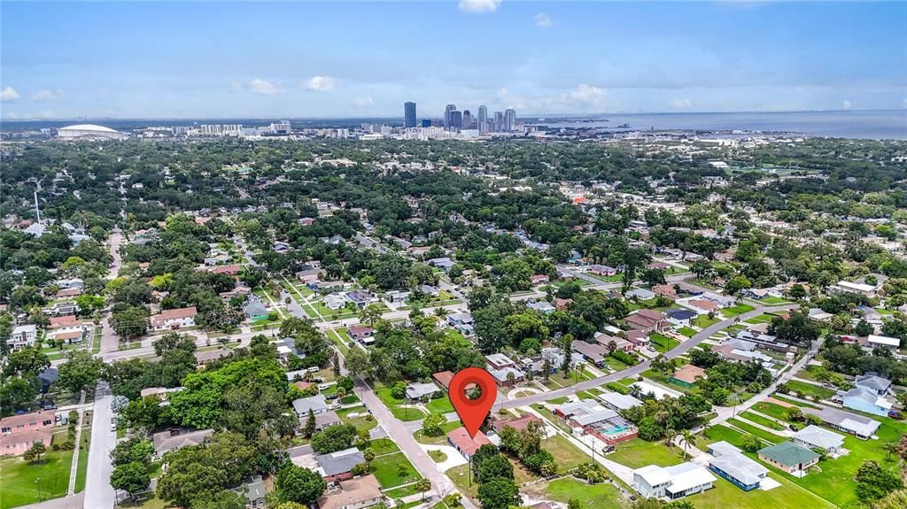 Activo con contrato: $399,000 (3 camas, 2 baños, 1718 Pies cuadrados)