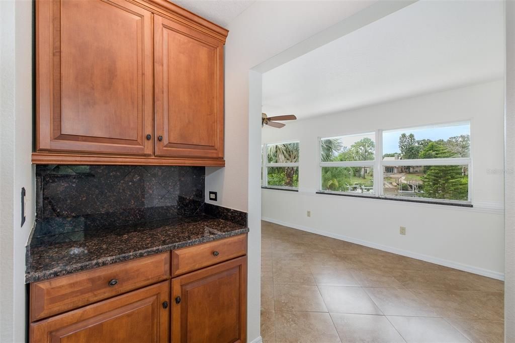 For Sale: $849,900 (2 beds, 2 baths, 2280 Square Feet)