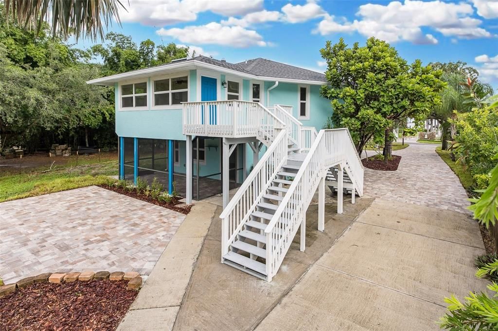 For Sale: $849,900 (2 beds, 2 baths, 2280 Square Feet)