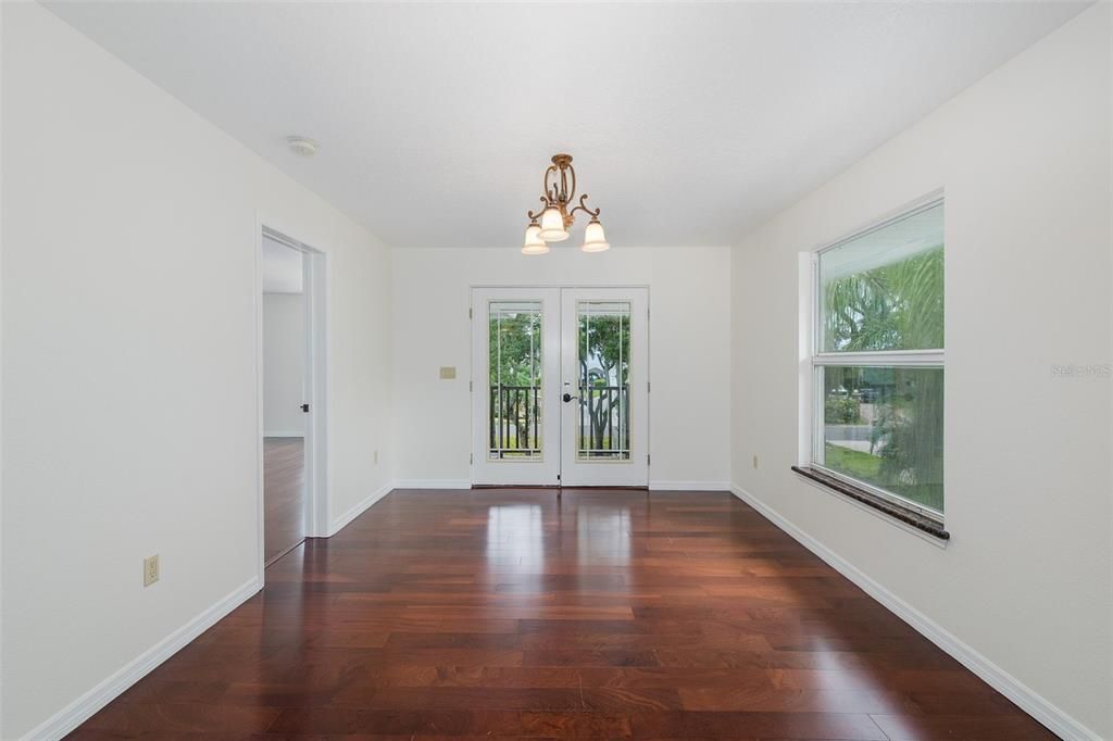 For Sale: $849,900 (2 beds, 2 baths, 2280 Square Feet)