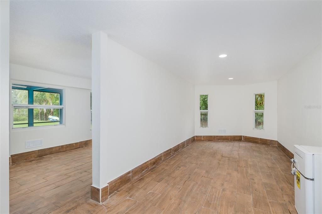 For Sale: $849,900 (2 beds, 2 baths, 2280 Square Feet)