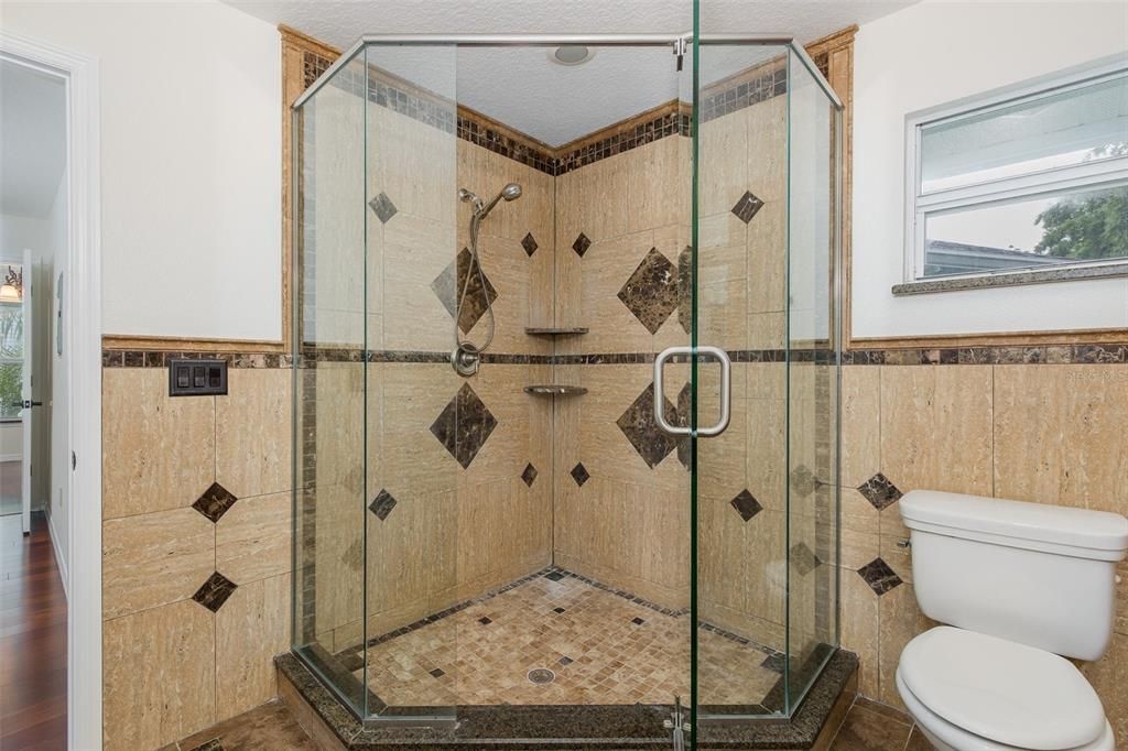 For Sale: $849,900 (2 beds, 2 baths, 2280 Square Feet)