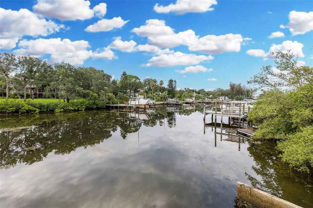 For Sale: $849,900 (2 beds, 2 baths, 2280 Square Feet)
