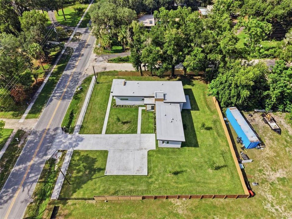 For Rent: $2,500 (3 beds, 2 baths, 1242 Square Feet)