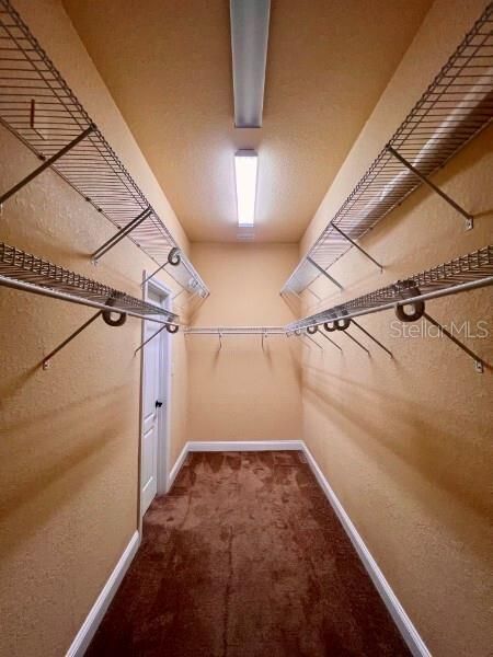 For Rent: $2,400 (3 beds, 2 baths, 1810 Square Feet)