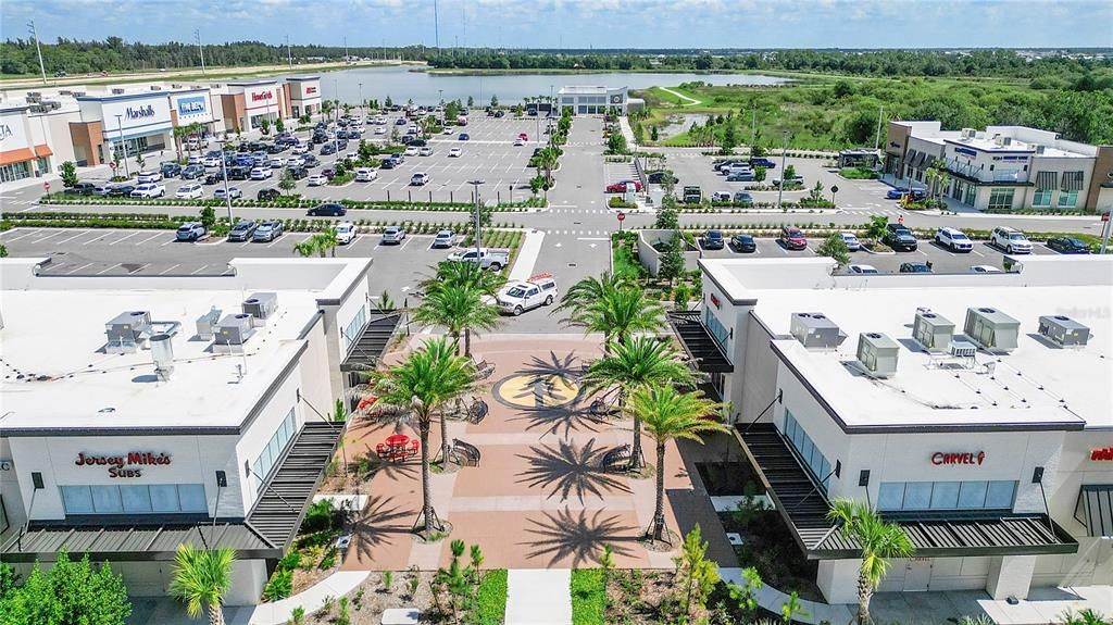 На продажу: $329,000 (3 спален, 2 ванн, 1685 Квадратных фут)