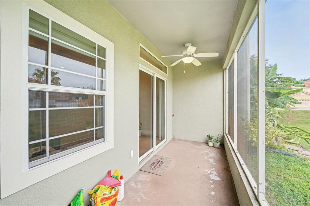 For Sale: $299,900 (3 beds, 2 baths, 1752 Square Feet)