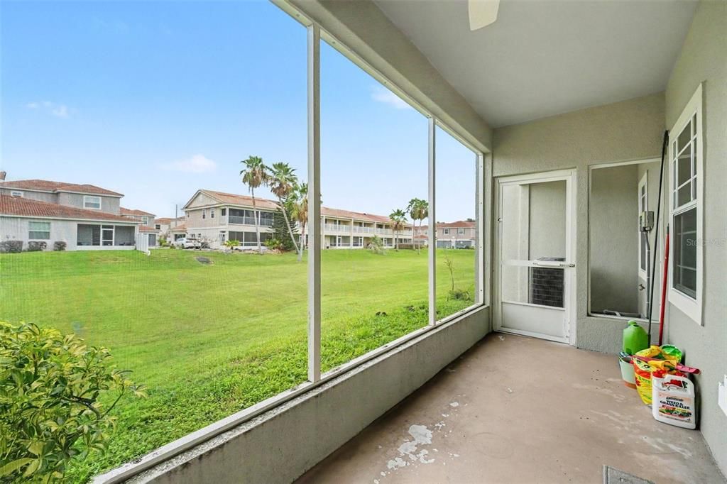 For Sale: $299,900 (3 beds, 2 baths, 1752 Square Feet)