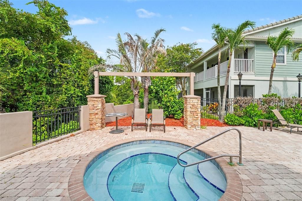 For Sale: $299,900 (3 beds, 2 baths, 1752 Square Feet)