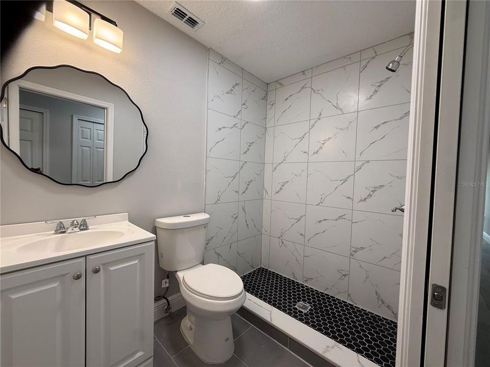 For Rent: $2,195 (3 beds, 2 baths, 1196 Square Feet)