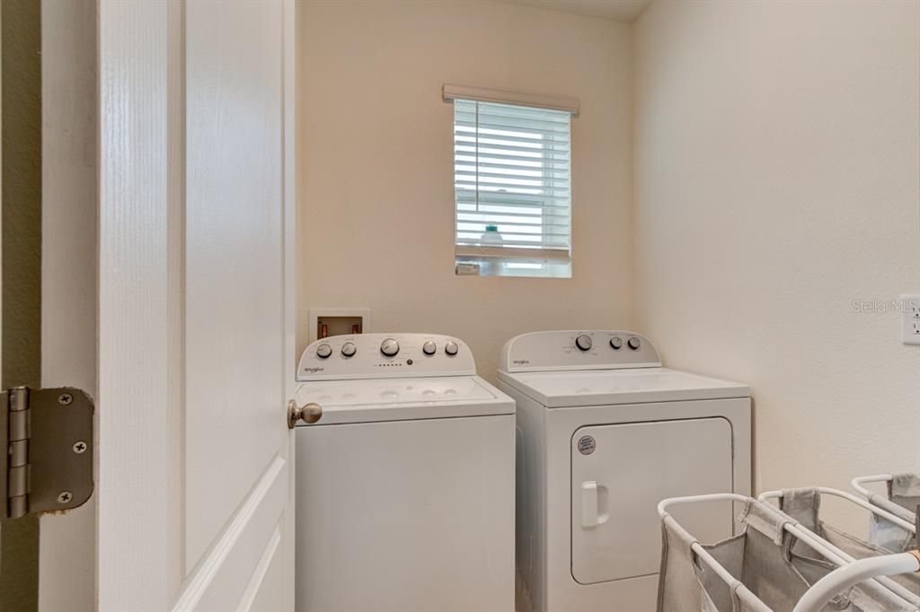 For Sale: $335,000 (3 beds, 2 baths, 1510 Square Feet)