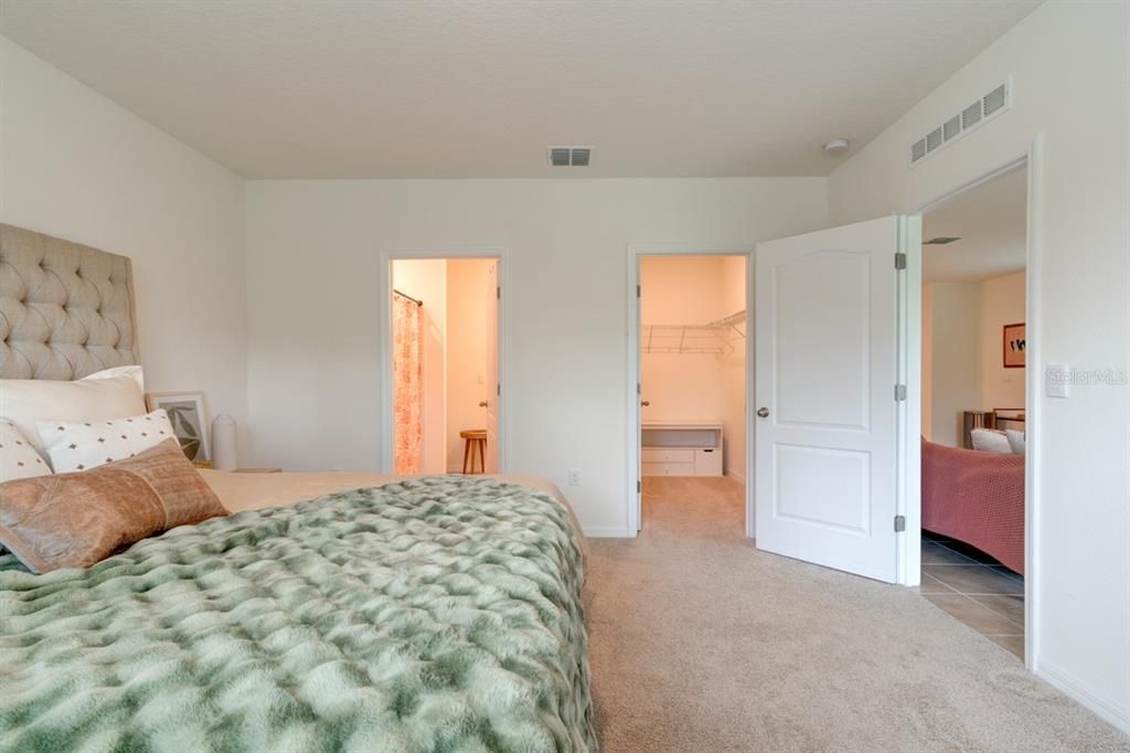 For Sale: $335,000 (3 beds, 2 baths, 1510 Square Feet)