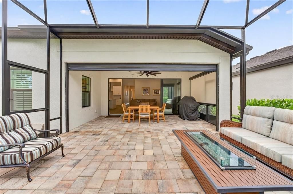 For Sale: $740,000 (4 beds, 3 baths, 2723 Square Feet)