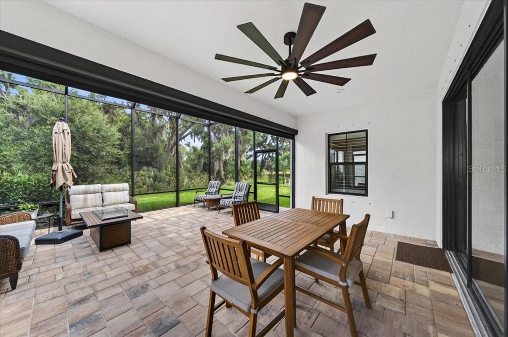 For Sale: $740,000 (4 beds, 3 baths, 2723 Square Feet)