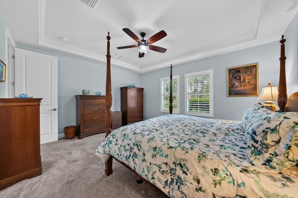 For Sale: $740,000 (4 beds, 3 baths, 2723 Square Feet)