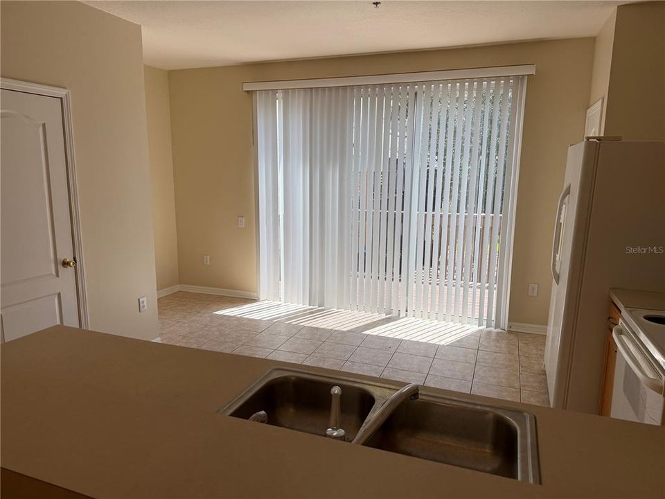 For Rent: $2,900 (3 beds, 2 baths, 1844 Square Feet)