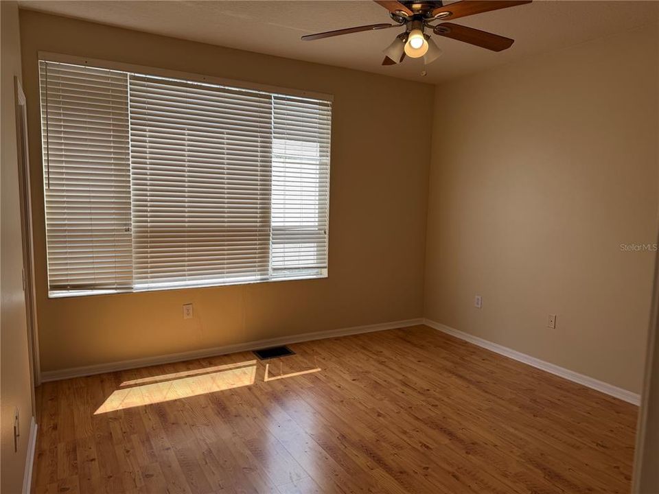 For Rent: $2,900 (3 beds, 2 baths, 1844 Square Feet)