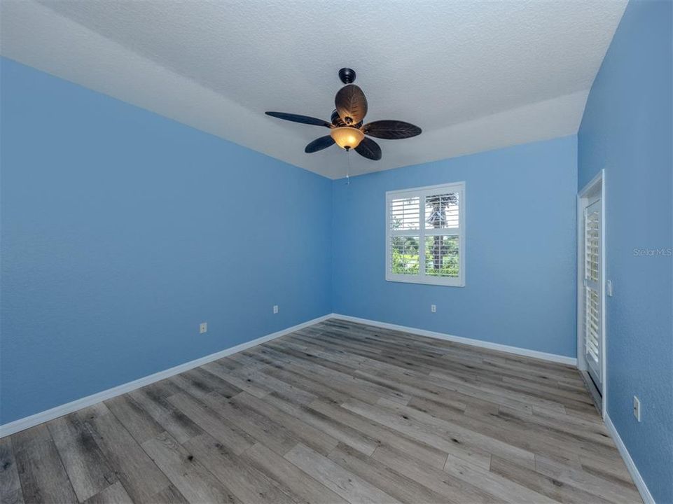 For Sale: $445,000 (3 beds, 2 baths, 1484 Square Feet)