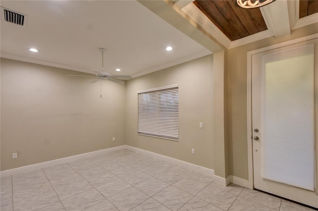 For Rent: $3,000 (3 beds, 2 baths, 1790 Square Feet)