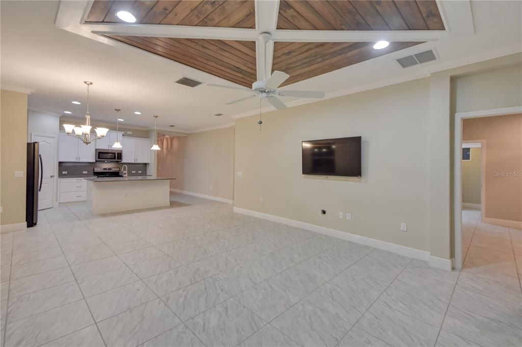 For Rent: $3,000 (3 beds, 2 baths, 1790 Square Feet)