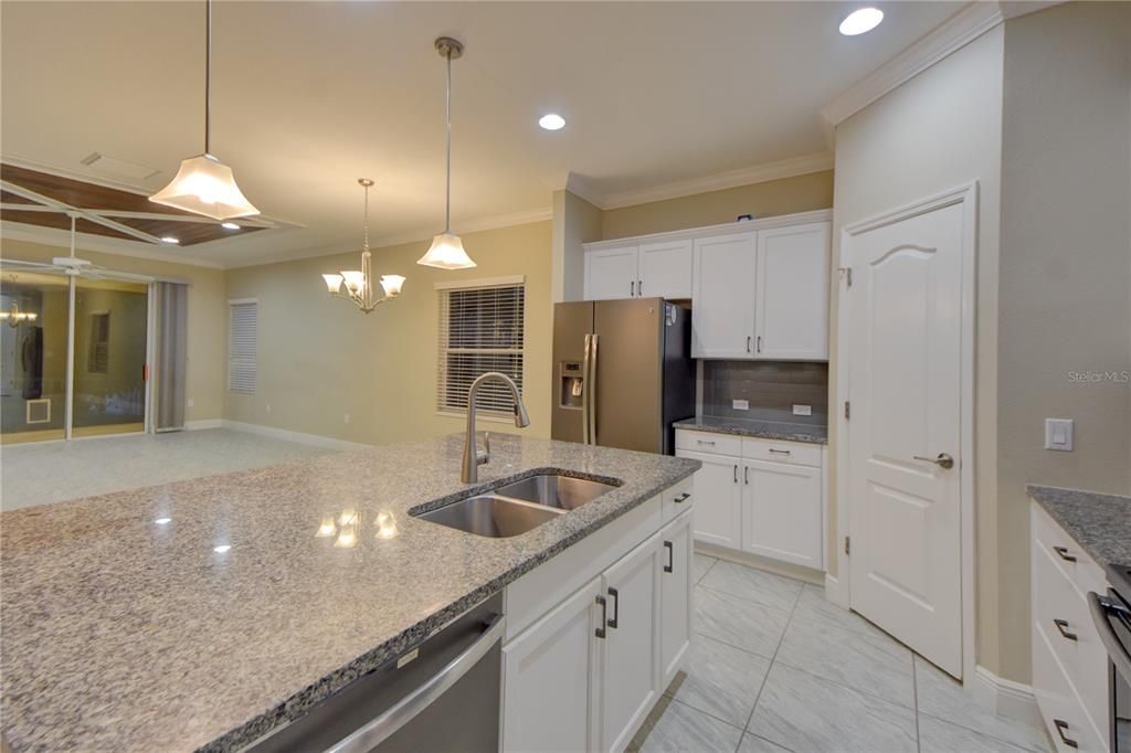For Rent: $3,000 (3 beds, 2 baths, 1790 Square Feet)