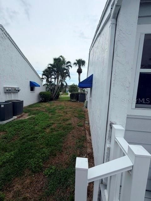 For Sale: $339,500 (2 beds, 2 baths, 1132 Square Feet)