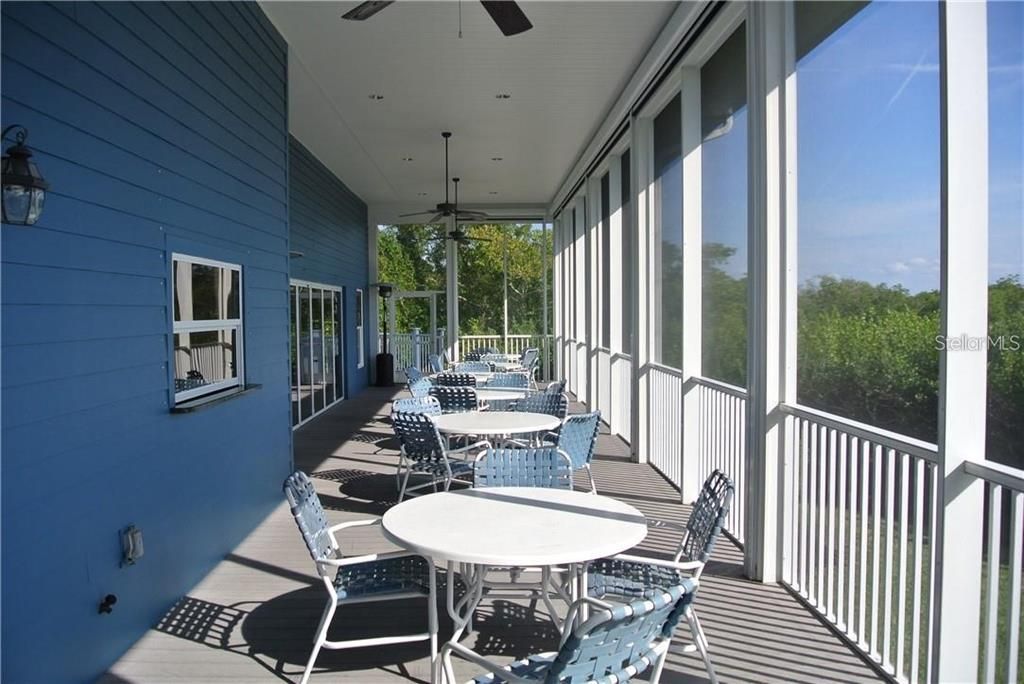 For Sale: $339,500 (2 beds, 2 baths, 1132 Square Feet)