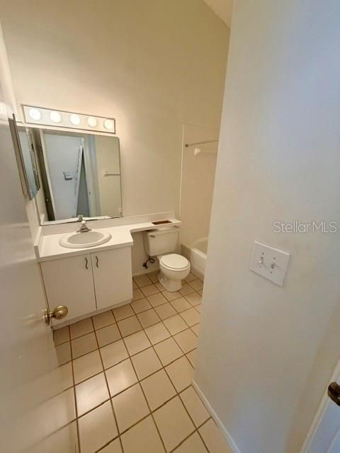 For Sale: $339,500 (2 beds, 2 baths, 1132 Square Feet)