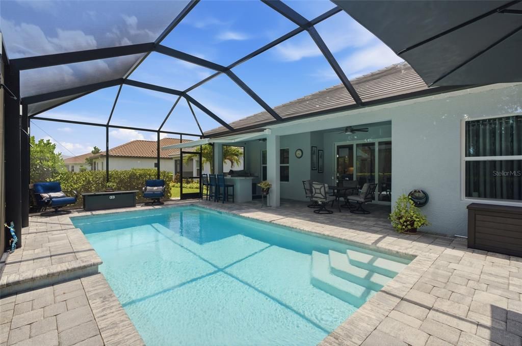 For Sale: $615,000 (3 beds, 2 baths, 2016 Square Feet)