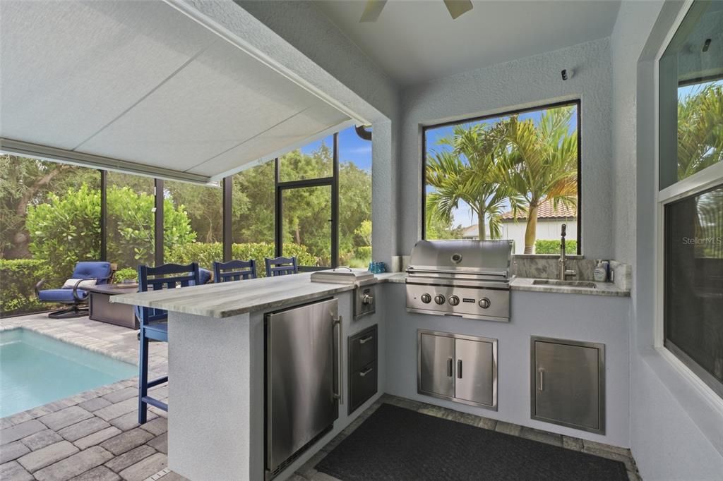 For Sale: $615,000 (3 beds, 2 baths, 2016 Square Feet)