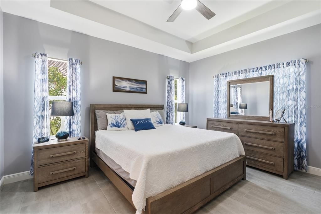 For Sale: $615,000 (3 beds, 2 baths, 2016 Square Feet)