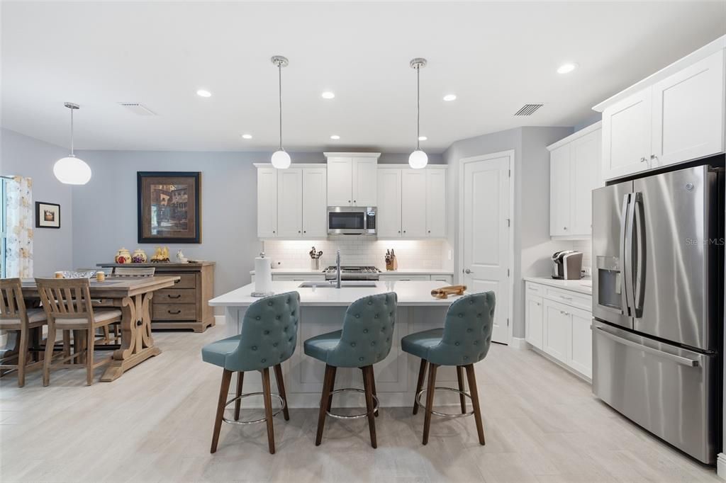 For Sale: $615,000 (3 beds, 2 baths, 2016 Square Feet)