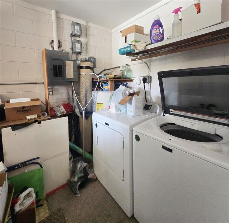 En Venta: $180,000 (2 camas, 2 baños, 880 Pies cuadrados)