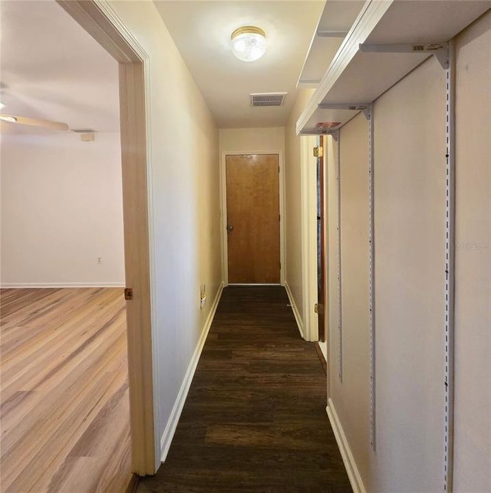 En Venta: $180,000 (2 camas, 2 baños, 880 Pies cuadrados)