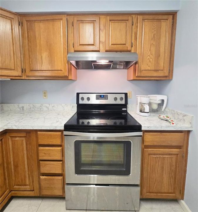 En Venta: $180,000 (2 camas, 2 baños, 880 Pies cuadrados)