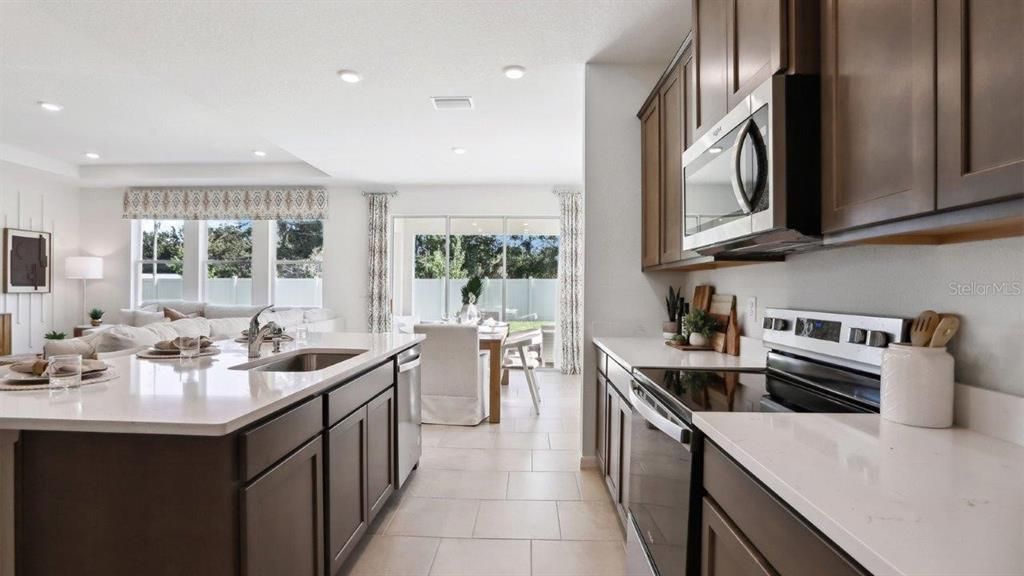 На продажу: $513,000 (4 спален, 3 ванн, 3313 Квадратных фут)