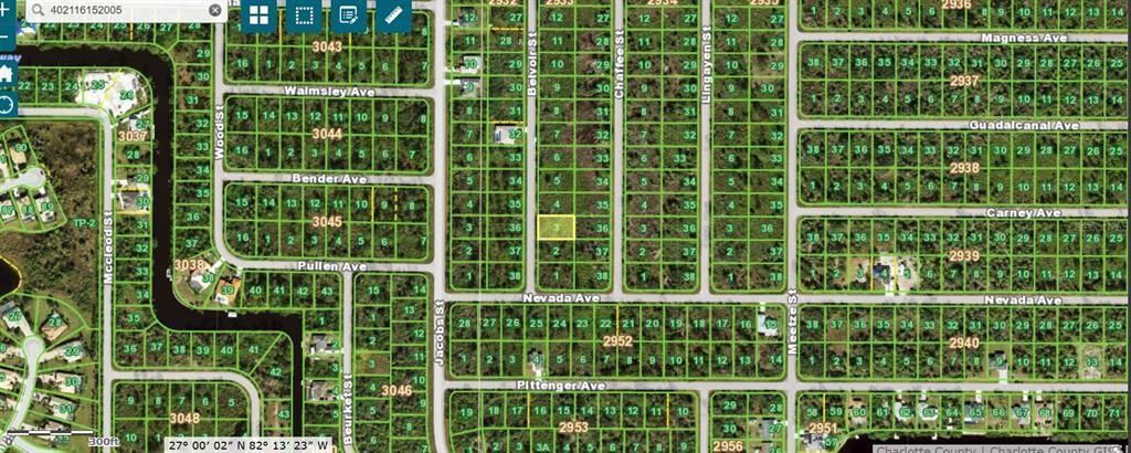 На продажу: $17,900 (0.23 acres)