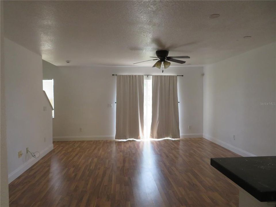 For Rent: $2,249 (3 beds, 2 baths, 1480 Square Feet)