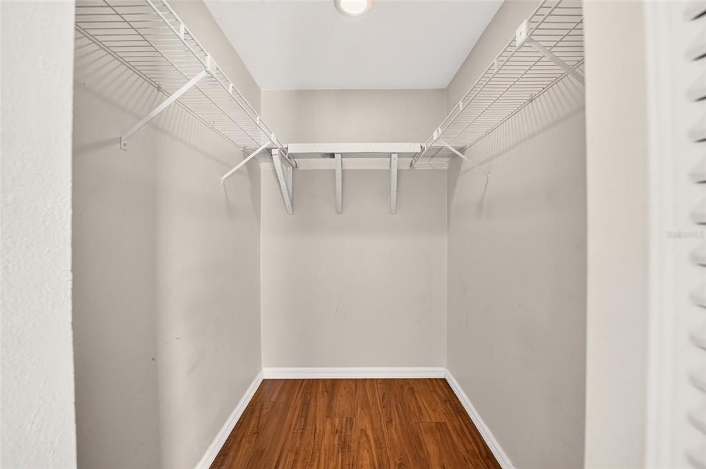 For Sale: $280,000 (3 beds, 2 baths, 1482 Square Feet)