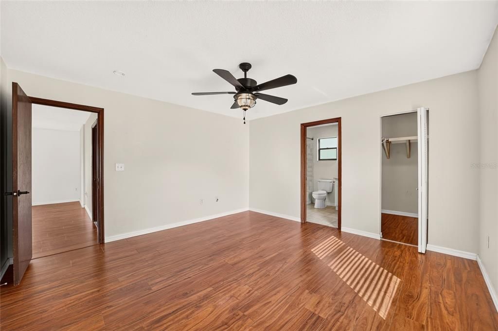 For Sale: $280,000 (3 beds, 2 baths, 1482 Square Feet)