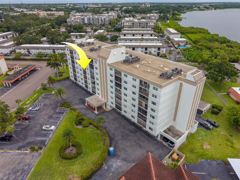 For Rent: $2,000 (2 beds, 2 baths, 915 Square Feet)