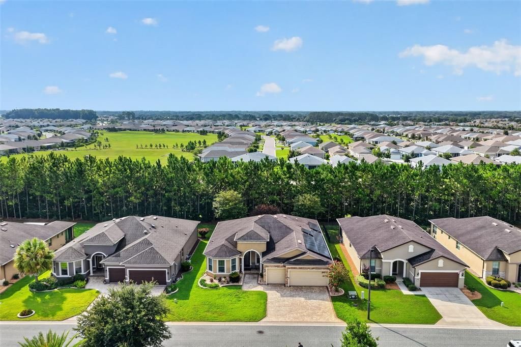 Active With Contract: $459,000 (3 beds, 3 baths, 2530 Square Feet)
