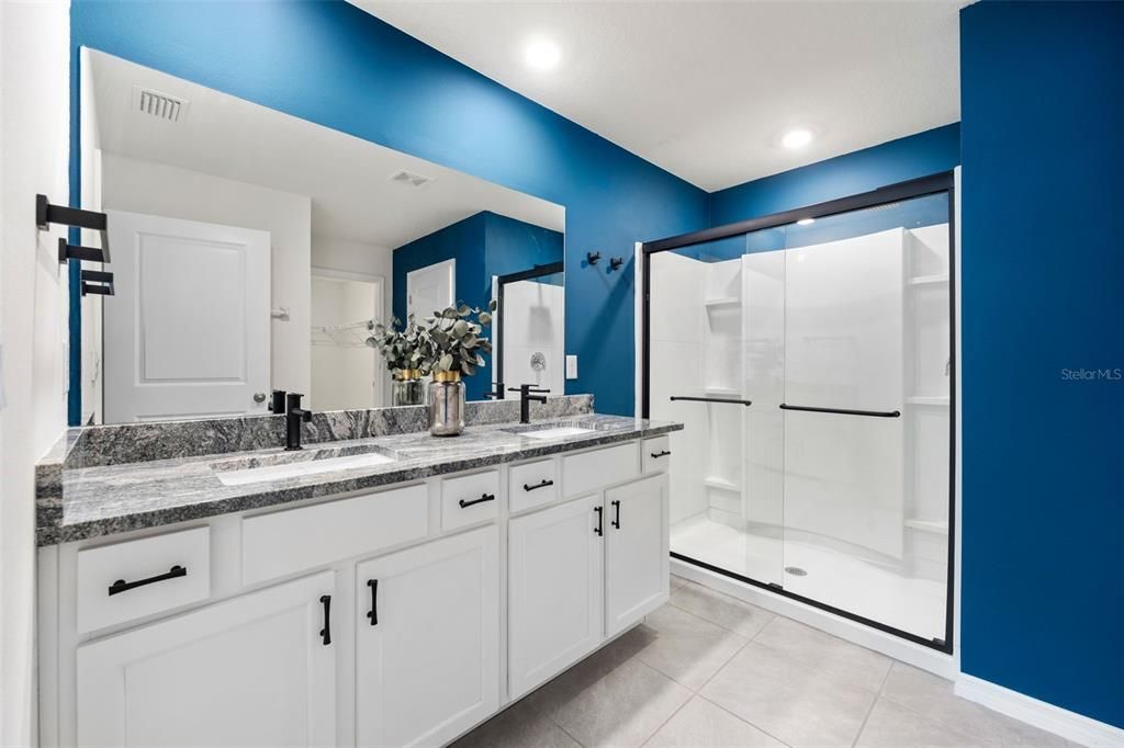 For Sale: $329,900 (4 beds, 2 baths, 1768 Square Feet)