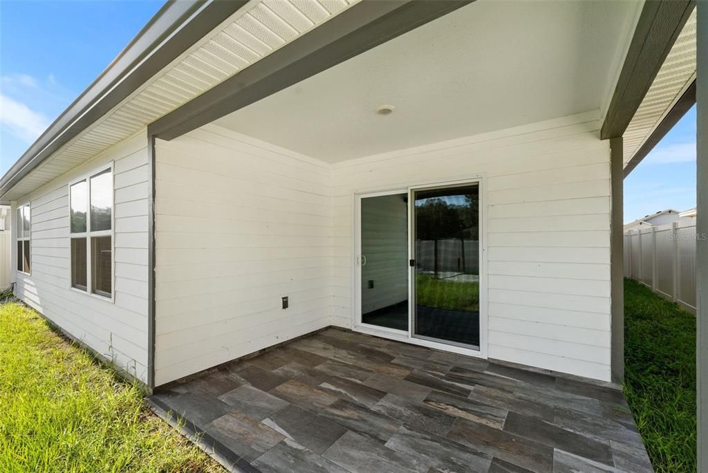 For Sale: $329,900 (4 beds, 2 baths, 1768 Square Feet)