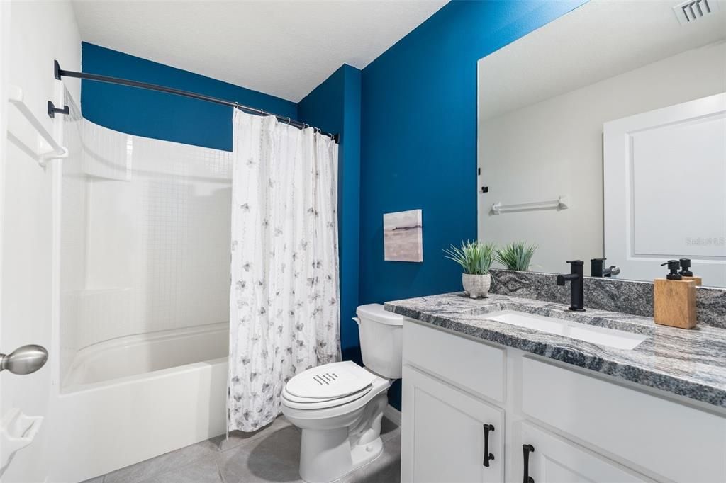 For Sale: $329,900 (4 beds, 2 baths, 1768 Square Feet)