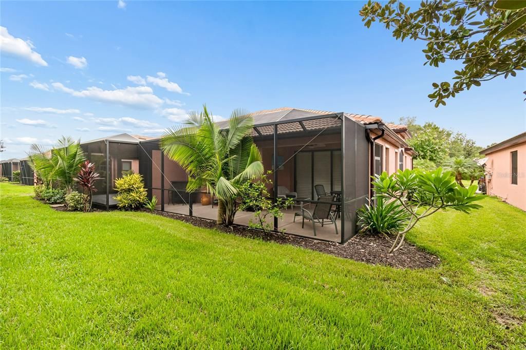 Active With Contract: $259,900 (2 beds, 2 baths, 1393 Square Feet)