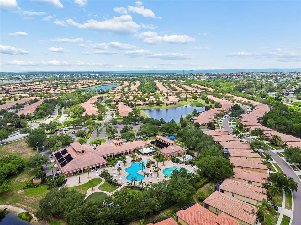 Active With Contract: $259,900 (2 beds, 2 baths, 1393 Square Feet)