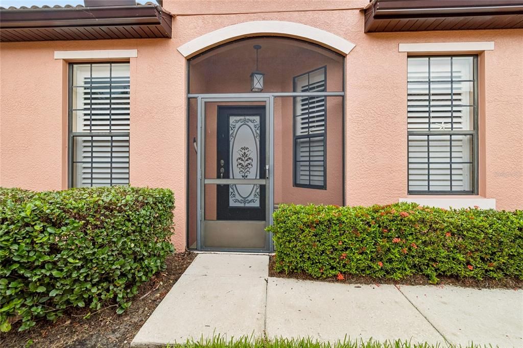 Active With Contract: $259,900 (2 beds, 2 baths, 1393 Square Feet)